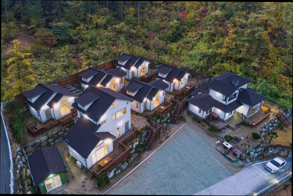 (이미지설명: 여수 힐링 스파 펜션 - 객실 상세 리뷰 안내사진)