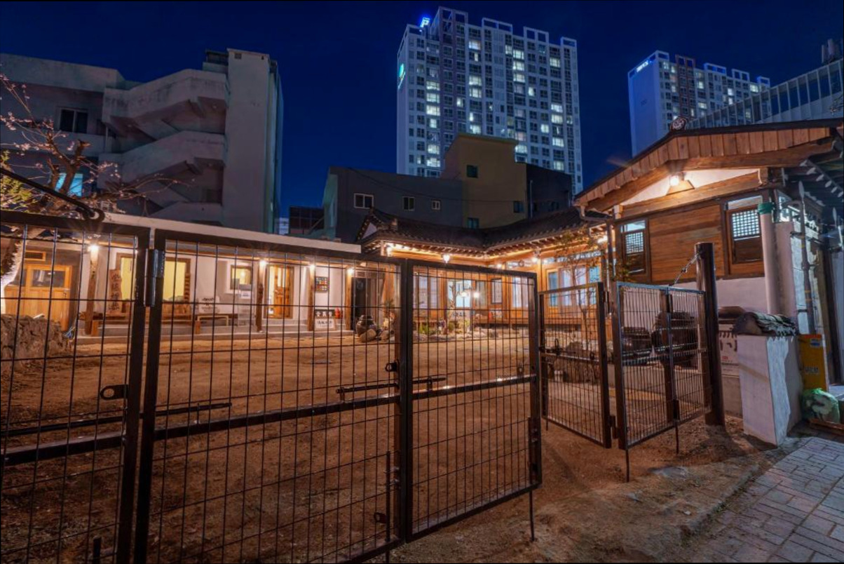 (이미지설명: 애가 한옥 게스트하우스 - 주변 관광지 안내사진)