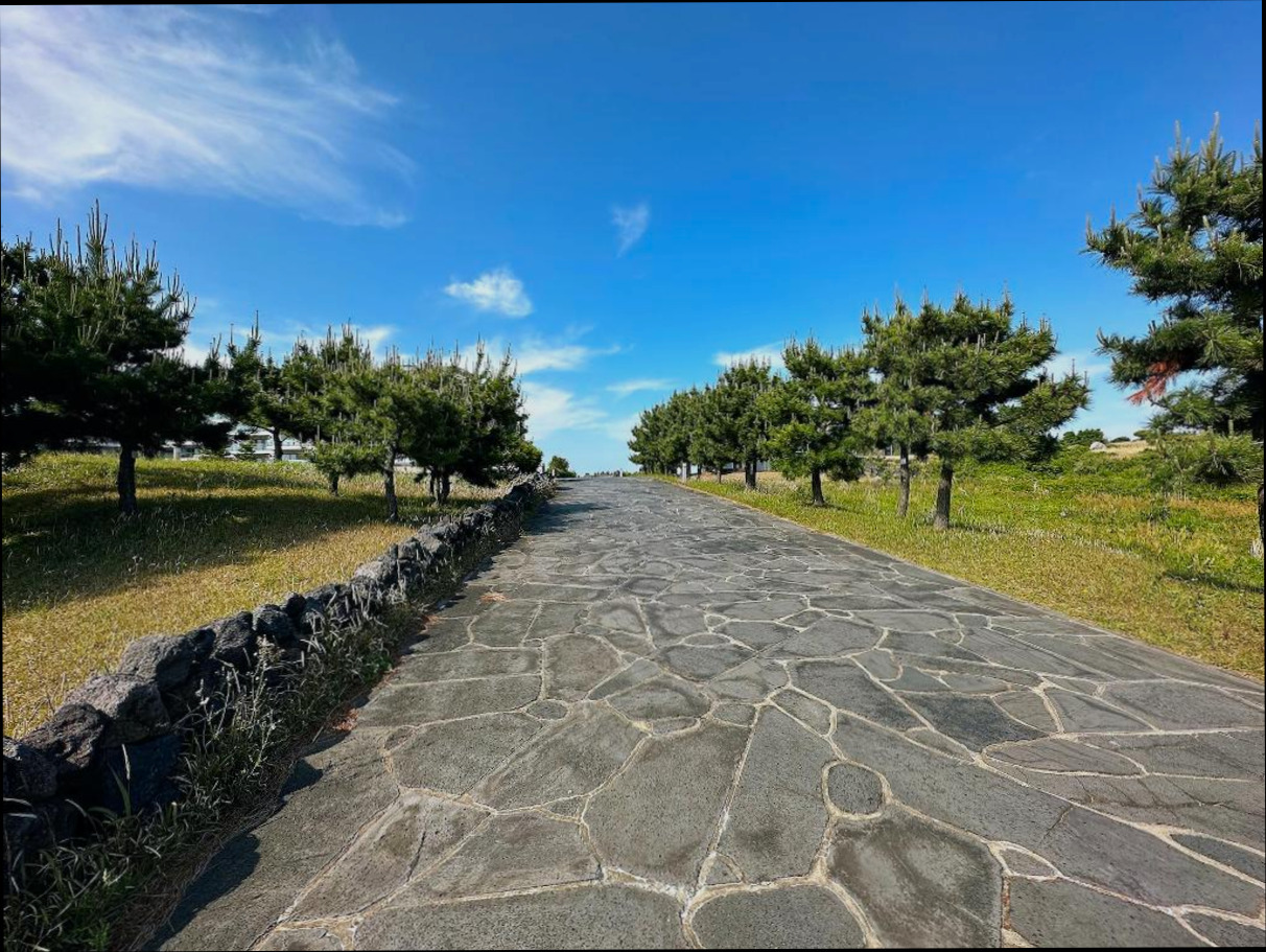 (이미지설명: 우도의 아파트먼트 (107m², 침실 2개, 프라이빗 욕실 2개) - 갤러리 안내사진)