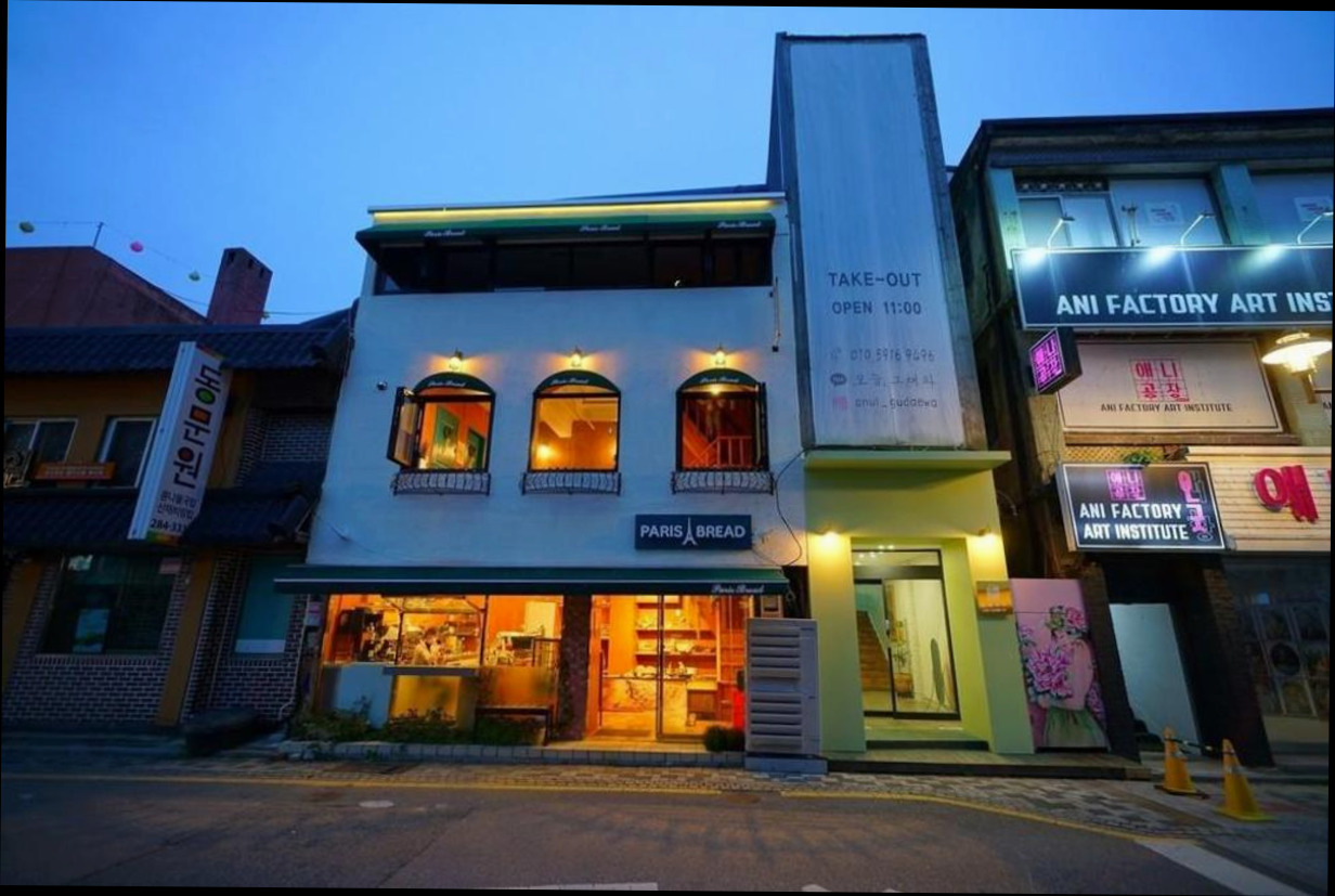 (이미지설명: 전주한옥마을 도화서가 스테이 - 객실 안내사진)