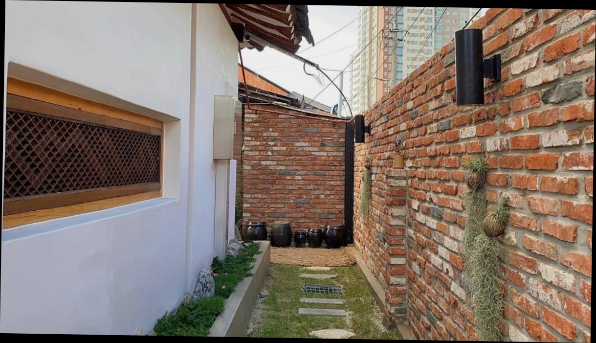 (이미지설명: 대동 고택 - 호텔 둘러보기 안내사진)