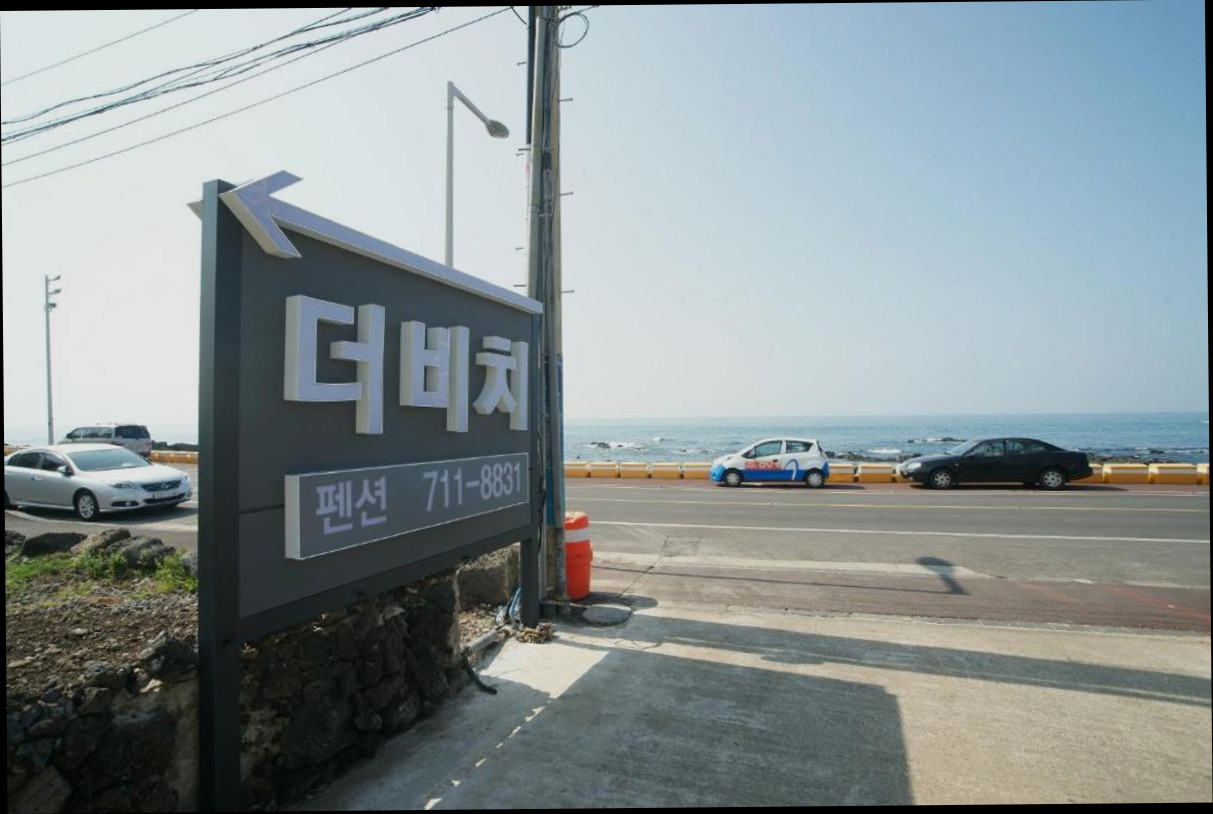 (이미지설명: 제주 더비치펜션 - 객실 상세 리뷰 안내사진)