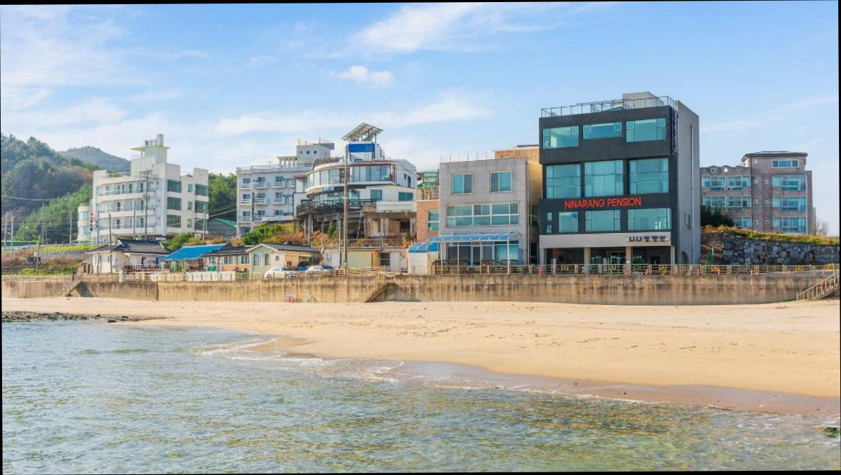 (이미지설명: Gangreung Ninarang Spa Pension - 편의시설 및 서비스 안내사진)