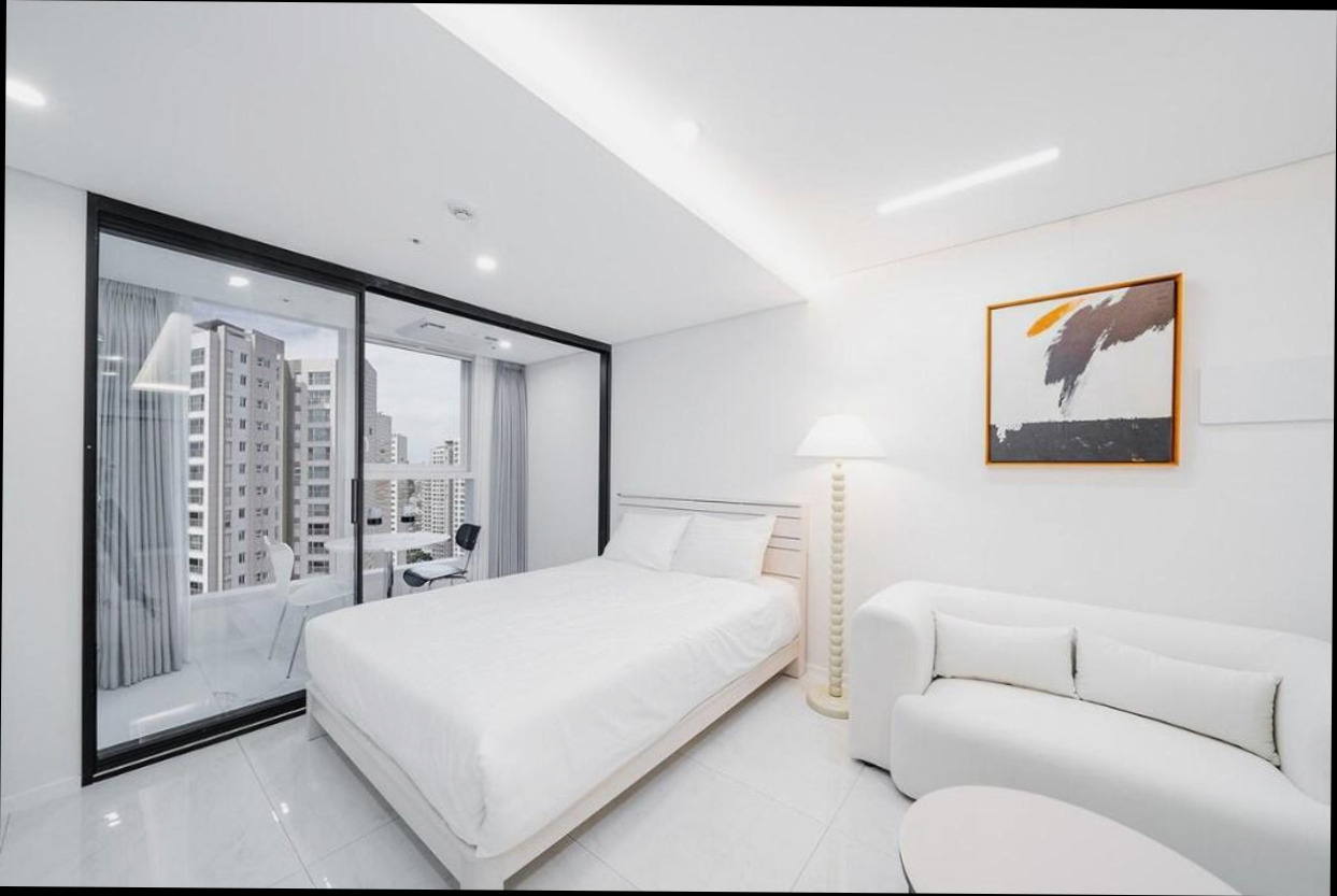 (이미지설명: 강남의 아파트먼트 (51m², 침실 1개, 프라이빗 욕실 1개) (luxury 단기,장기임대, 고급레지던스) - 편의시설 및 서비스 안내사진)