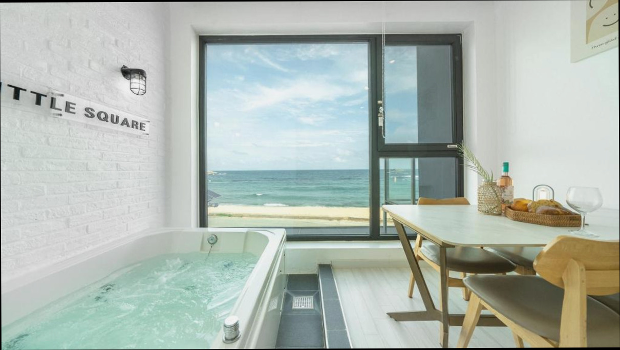 (이미지설명: Goseong Littlesquare Oceanview Pension - 편의시설 및 서비스 안내사진)