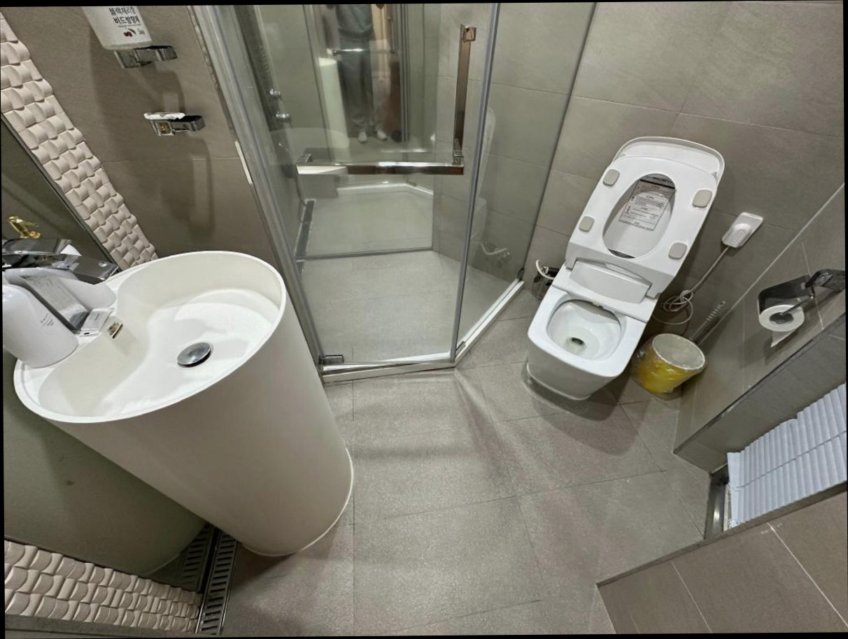 (이미지설명: 우도의 아파트먼트 (138m², 침실 2개, 프라이빗 욕실 2개) - 주변 관광지 안내사진)
