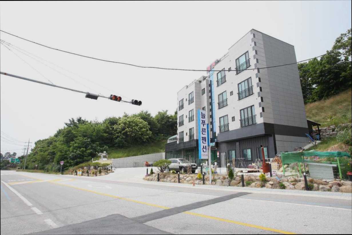 (이미지설명: 삼척 늘푸른펜션 궁촌항 - 갤러리 안내사진)