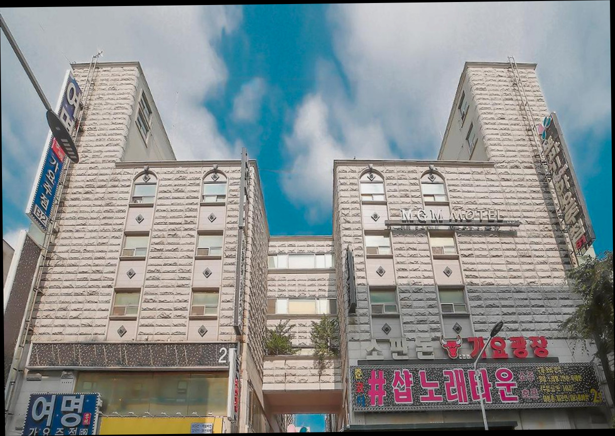 (이미지설명: 비아 호텔 - 호텔 둘러보기 안내사진)