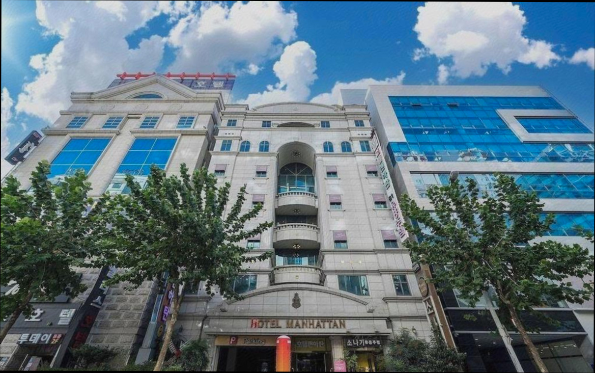 (이미지설명: 상무 호텔 맨하탄 - 편의시설 및 서비스 안내사진)