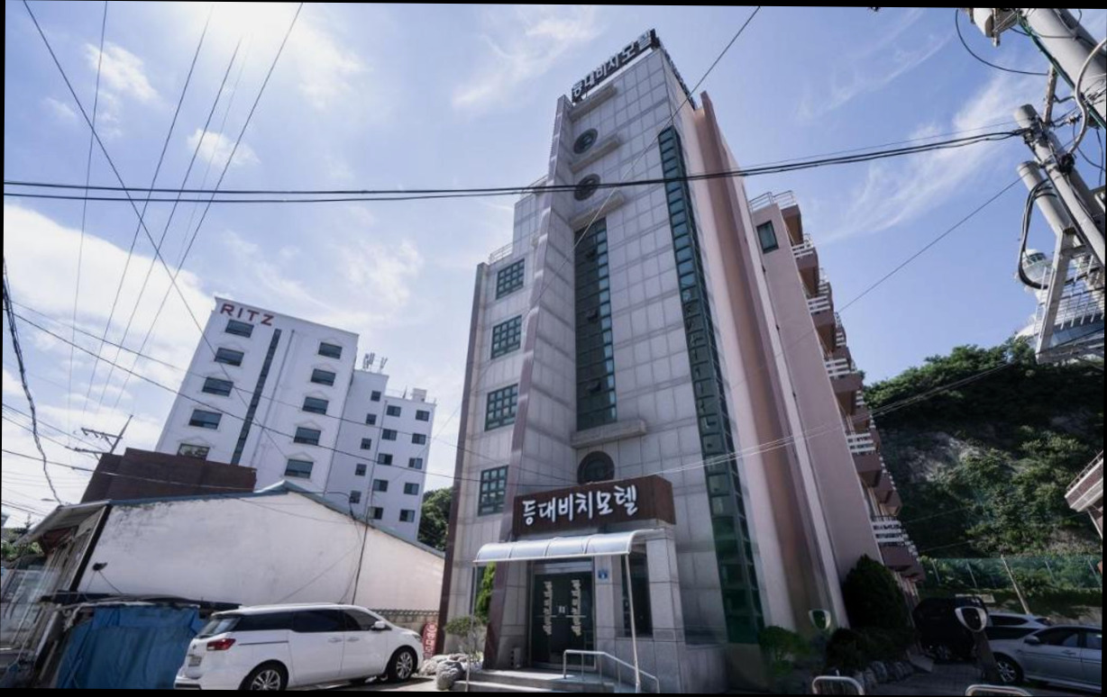 (이미지설명: 등대 비치 모텔 - 편의시설 및 서비스 안내사진)