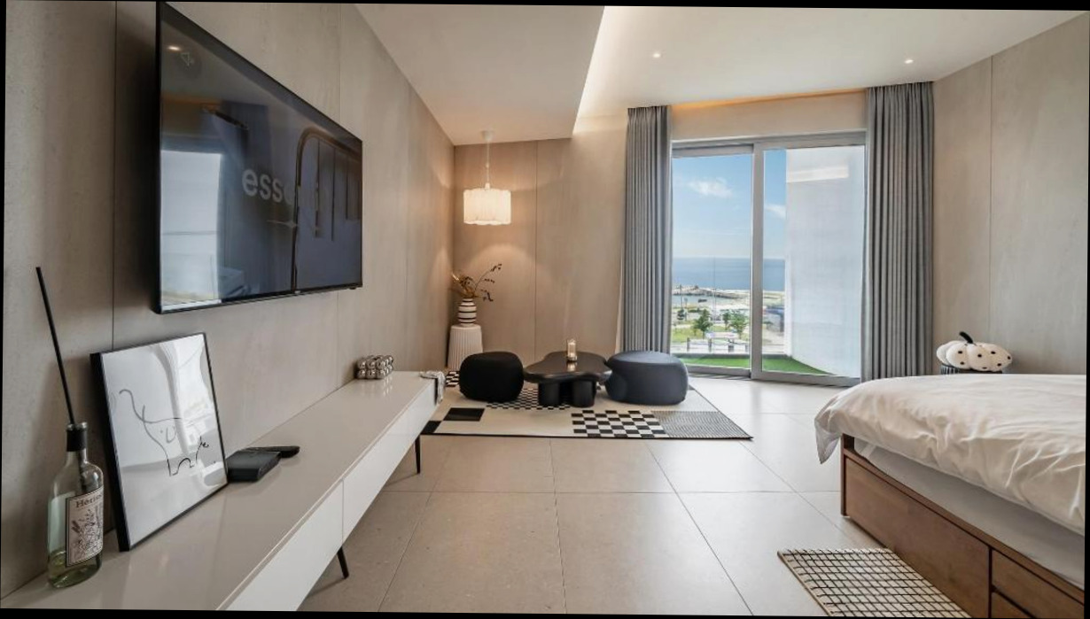 (이미지설명: Goseong Gyeoulbada Ocean View Pension - 편의시설 및 서비스 안내사진)