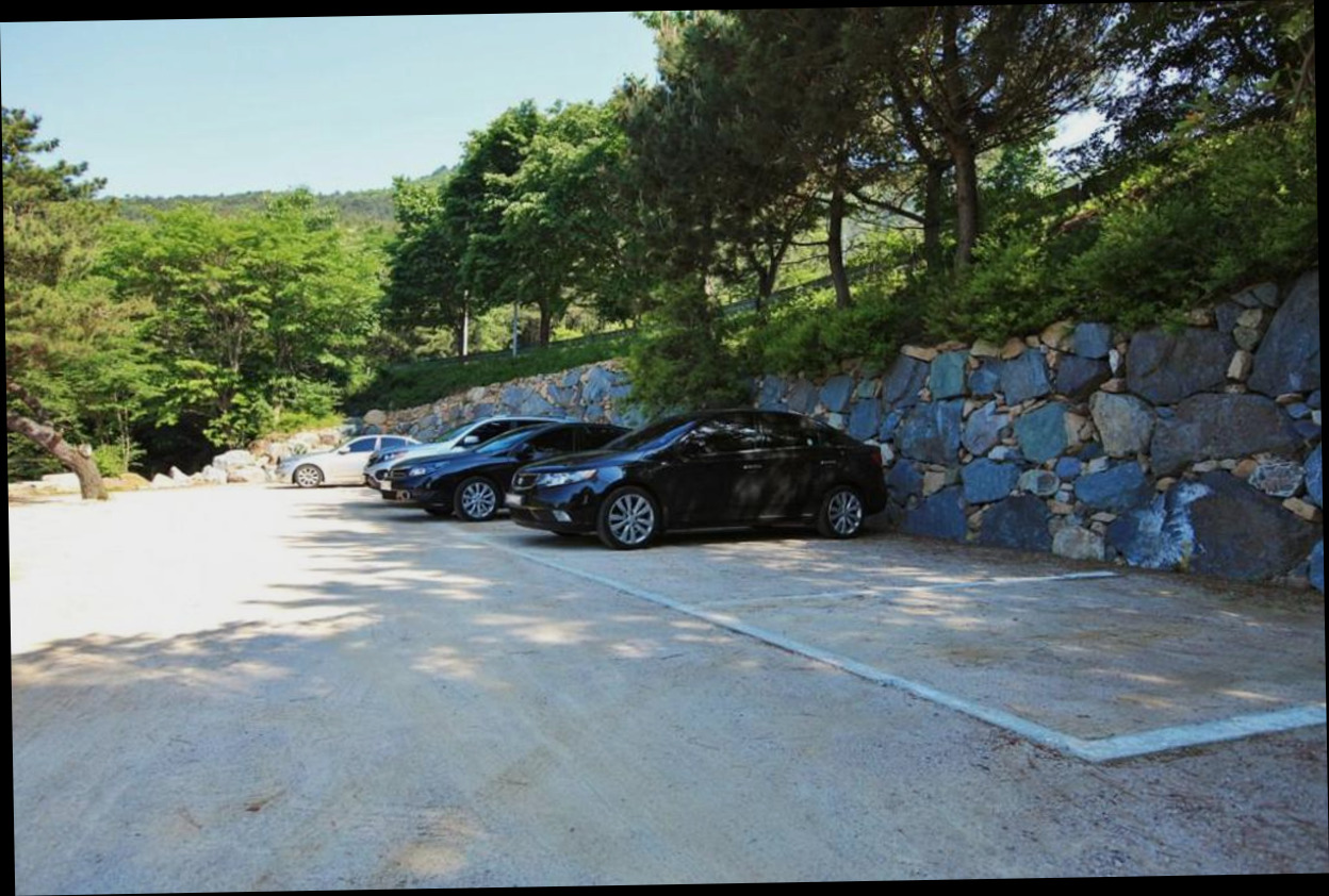 (이미지설명: 팔색조 펜션 - 전경 안내사진)