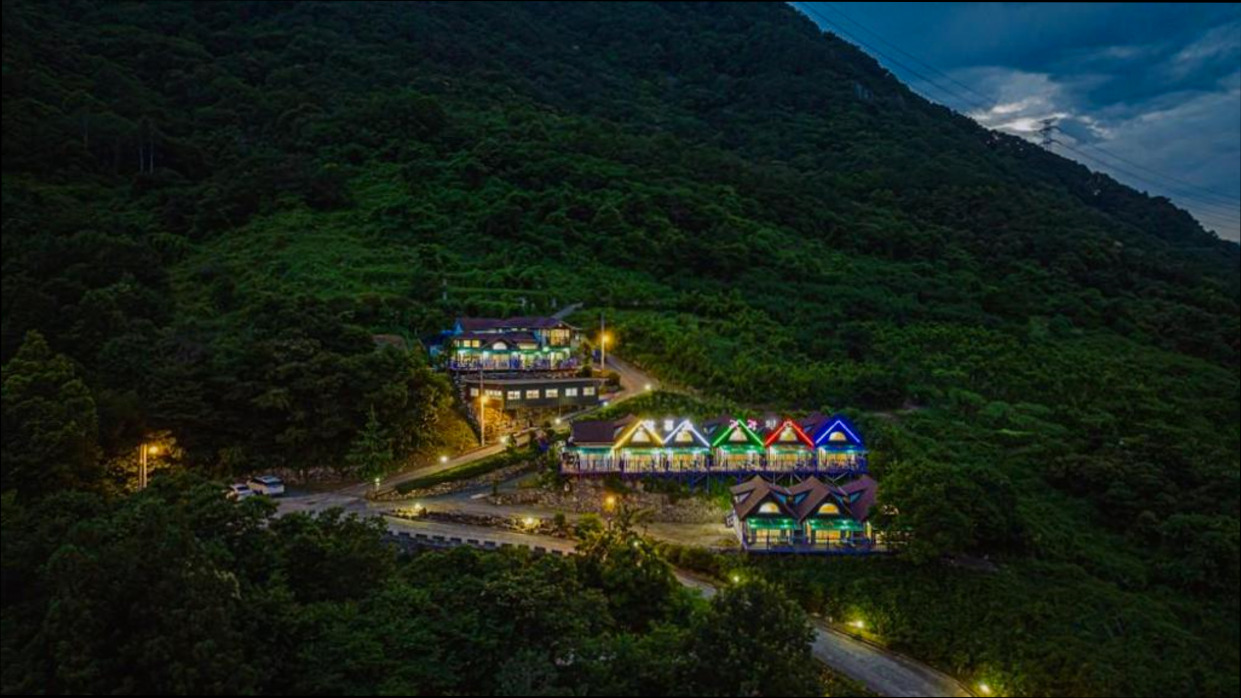 (이미지설명: 알프스 관광 펜션 - 전경 안내사진)