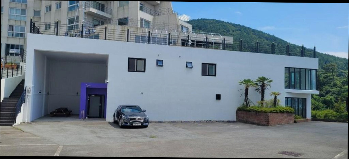 (이미지설명: 사등면의 빌라 (396m², 침실 3개, 프라이빗 욕실 3개) - 전경 안내사진)
