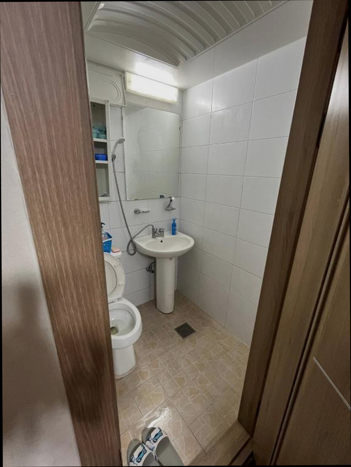 (이미지설명: 강남의 아파트먼트 (16m², 침실 1개, 프라이빗 욕실 1개) - 객실 상세 리뷰 안내사진)