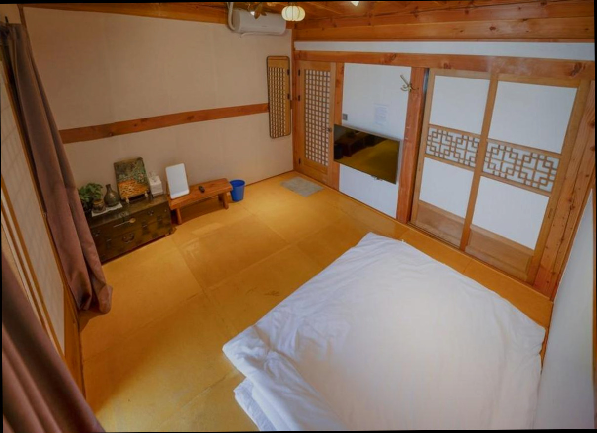 (이미지설명: 경주 월정헌 한옥 펜션 - 예약 꿀팁 안내사진)