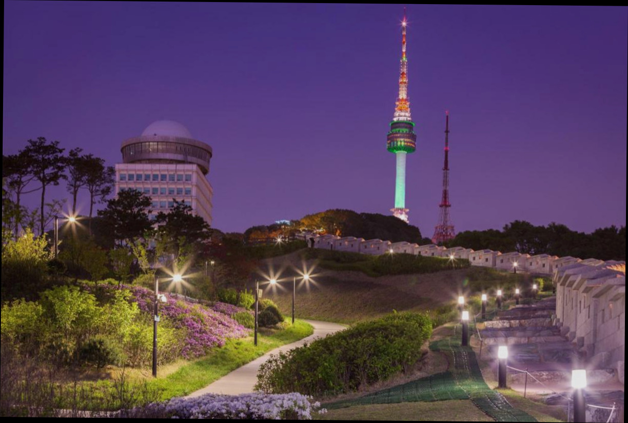 (이미지설명: 화이트 린넨 하우스 - 예약 꿀팁 안내사진)