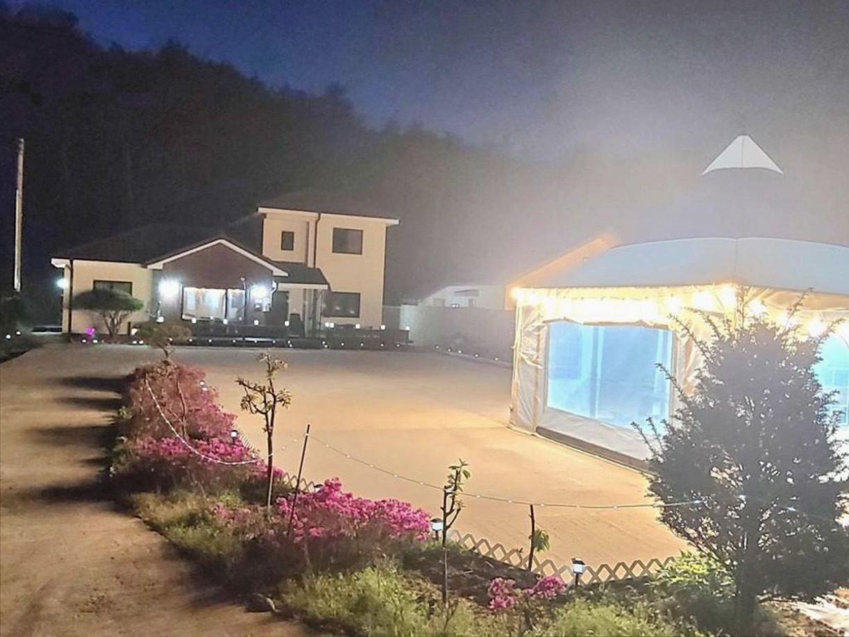 (이미지설명: 해담은 별장 펜션 - 갤러리 안내사진)