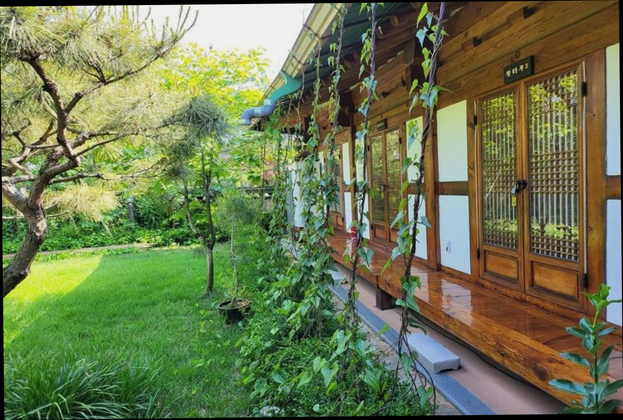 (이미지설명: 전주 부용헌 펜션 - 객실 안내사진)