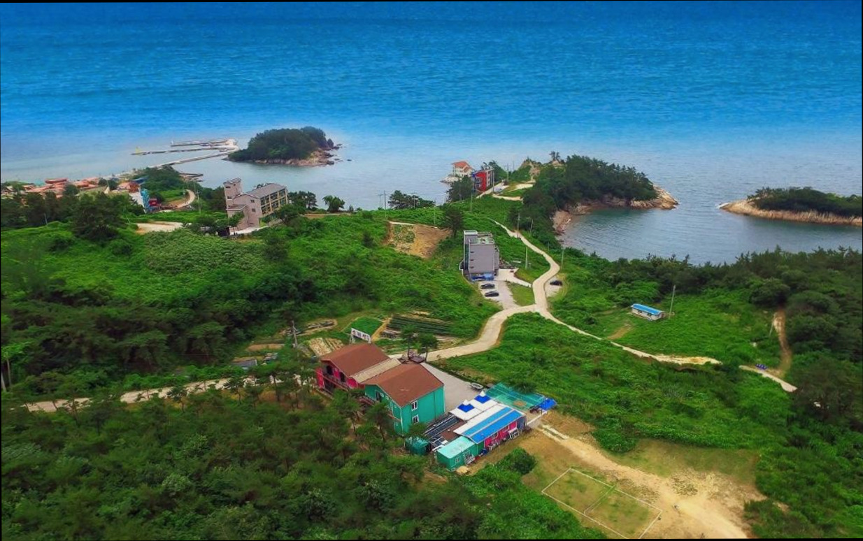 (이미지설명: 변산반도 소리섬 펜션 - 객실 안내사진)