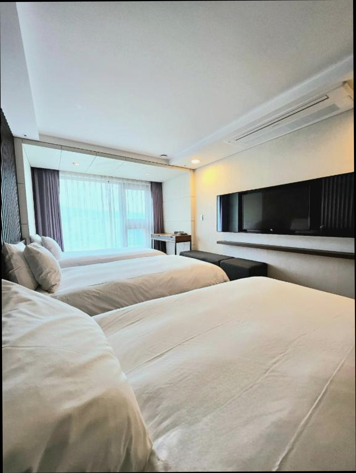 (이미지설명: 호텔 에어 시티 제주 - 객실 안내사진)