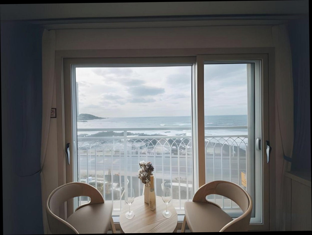 (이미지설명: 몽듀 호텔 - 객실 안내사진)