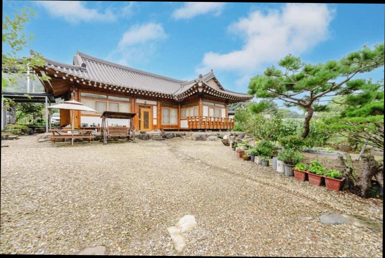 (이미지설명: 보성 지혜 한옥 민박 - 객실 상세 리뷰: 아늑함이 가득한 전통 한옥 스타일 🪟 안내사진)
