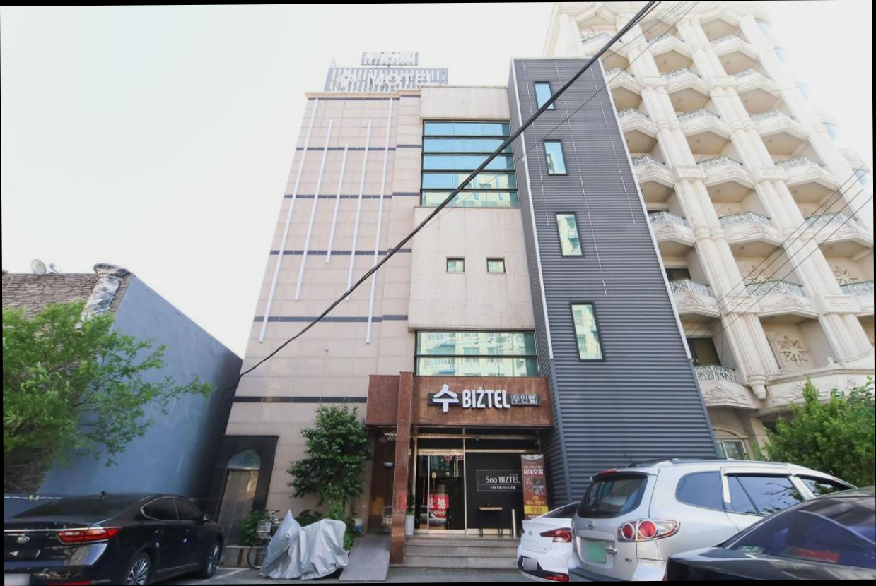 (이미지설명: 수비즈텔 - 호텔 둘러보기 안내사진)