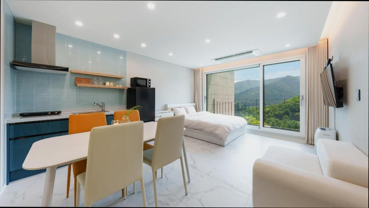 (이미지설명: Gapyeong staysumok pool villa pension - 객실 상세 리뷰 안내사진)