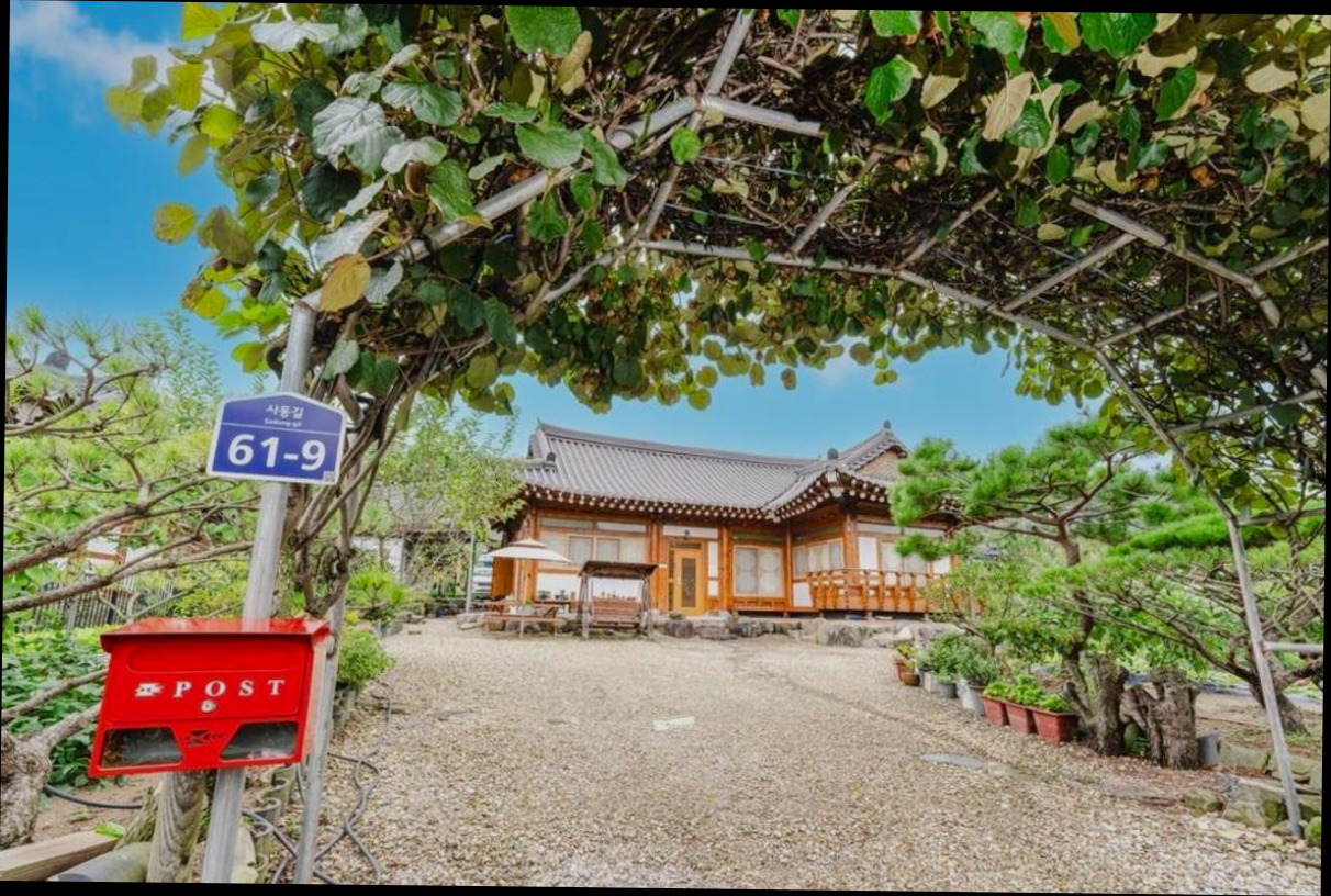 (이미지설명: 보성 지혜 한옥 민박 - 편의시설 및 서비스: 자연 속에서 즐기는 휴식 🏞️ 안내사진)