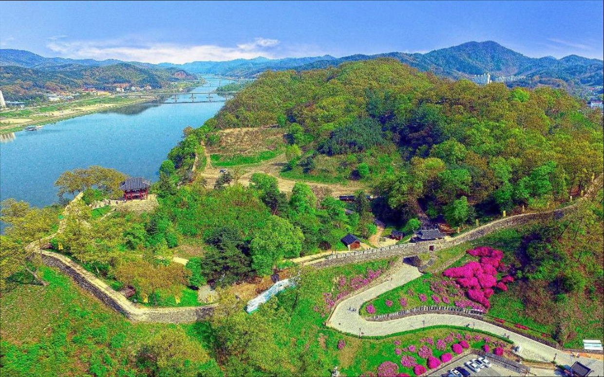 (이미지설명: 공주 홍휘관 게스트하우스 - 편의시설 및 서비스 안내사진)