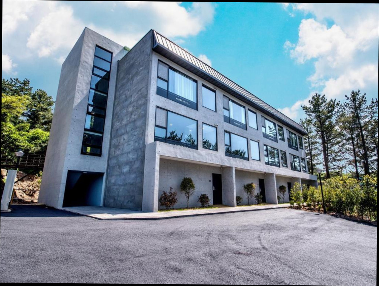 (이미지설명: 나인스파빌 리조트 - 객실 안내사진)