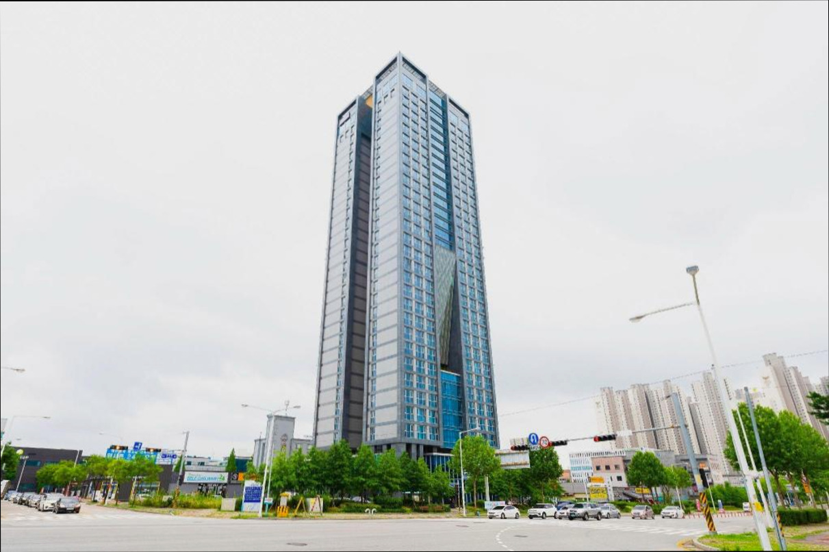 (이미지설명: 제이원 호텔 - 편의시설 및 서비스 안내사진)
