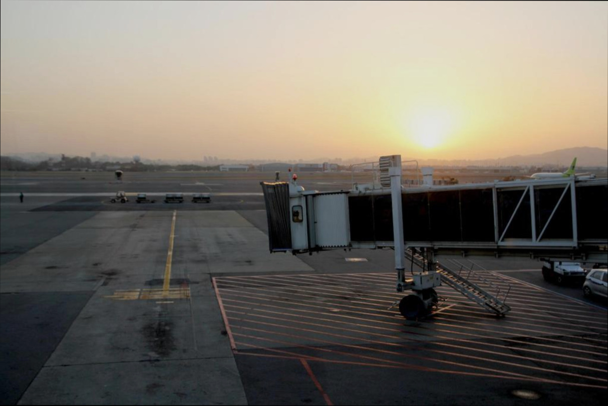 (이미지설명: 몽듀 호텔 - 편의시설 및 서비스 안내사진)