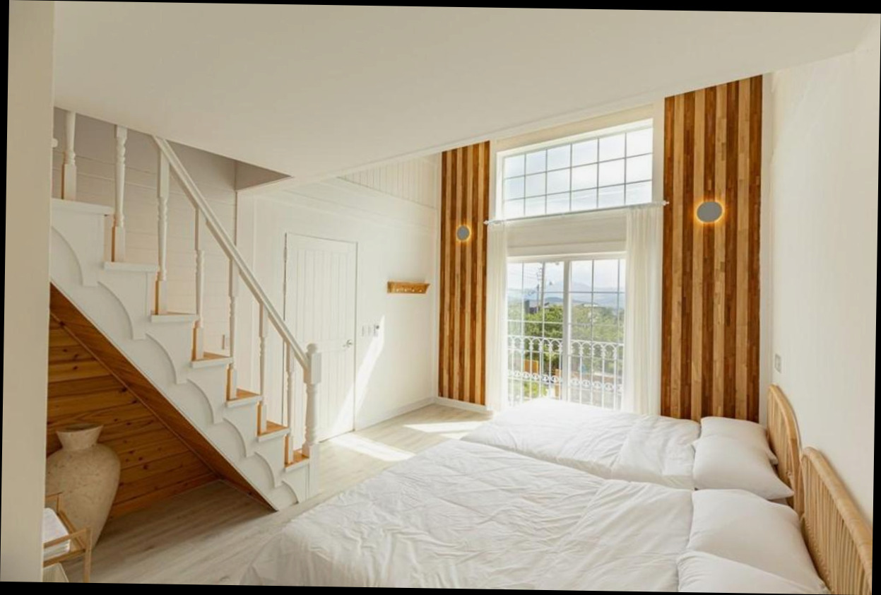 (이미지설명: Gyeongju Sky Lake Pool Villa - 예약 꿀팁 안내사진)