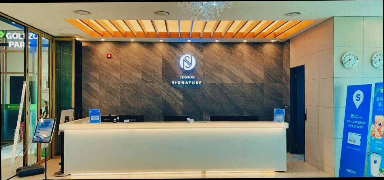 (이미지설명: Jeonju Signature Hotel - 예약 꿀팁 안내사진)