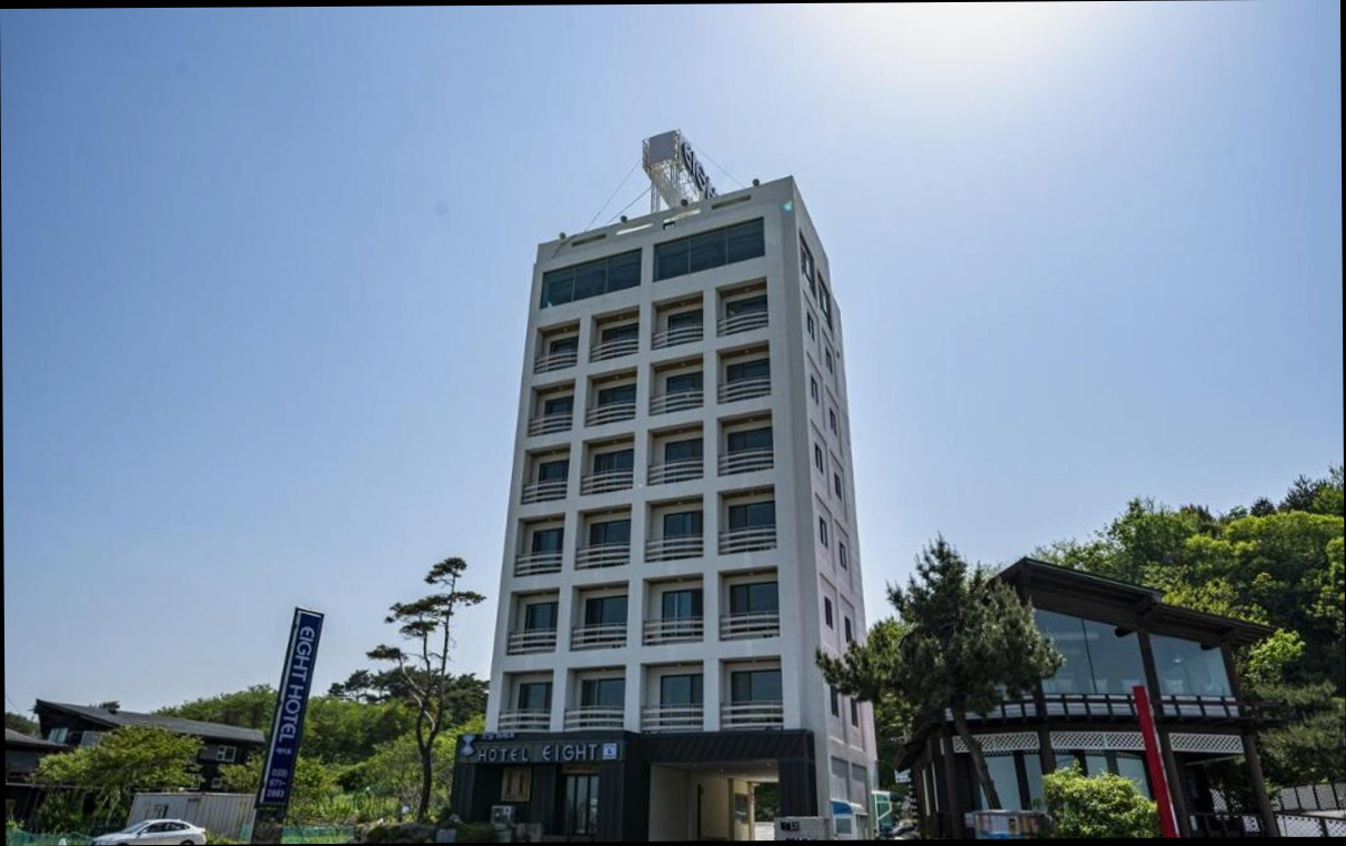 (이미지설명: 양양 에이트 호텔 앤 펜션 - 주변 관광지 안내사진)