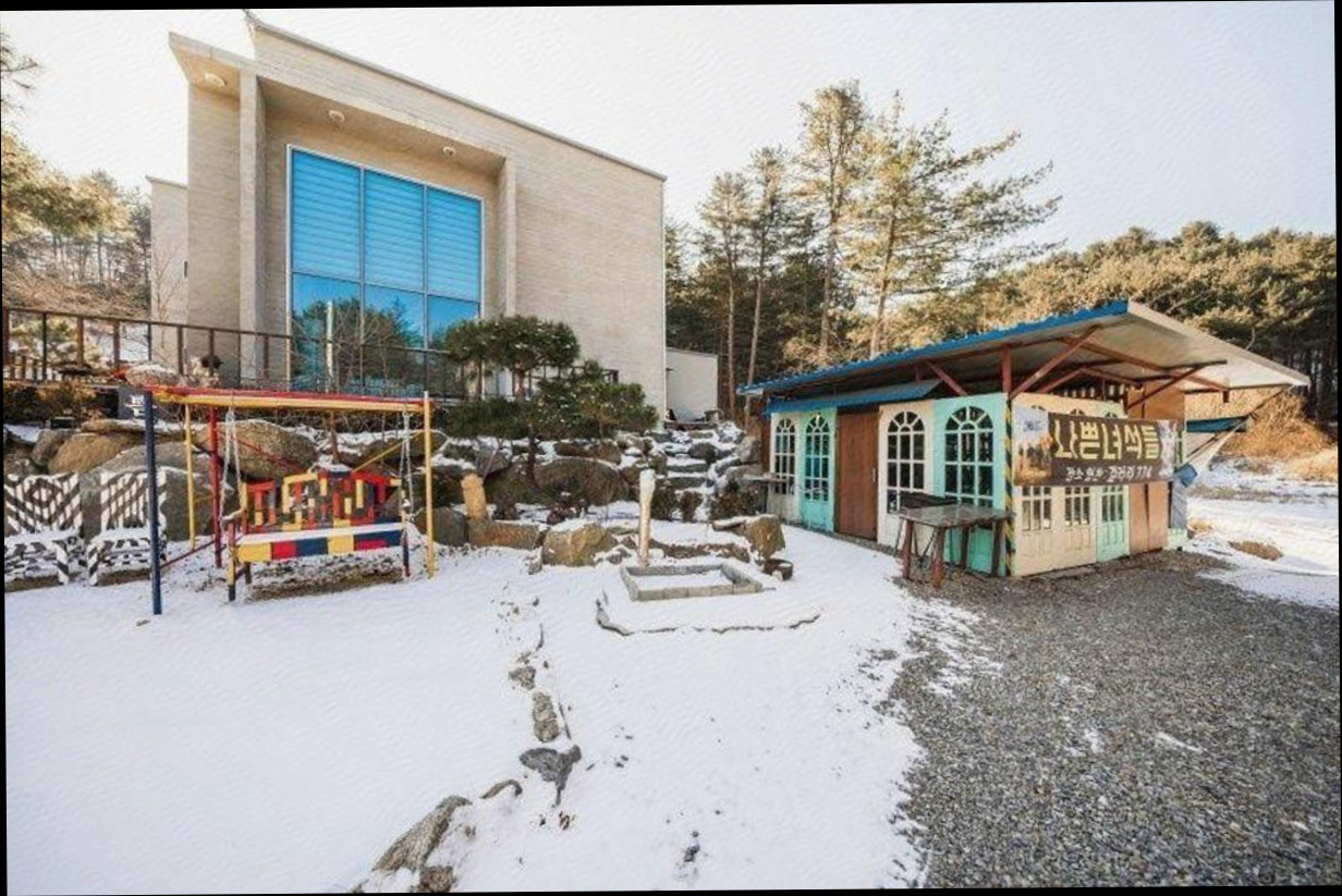 (이미지설명: 갤러리 774 - 편의시설 및 서비스 안내사진)