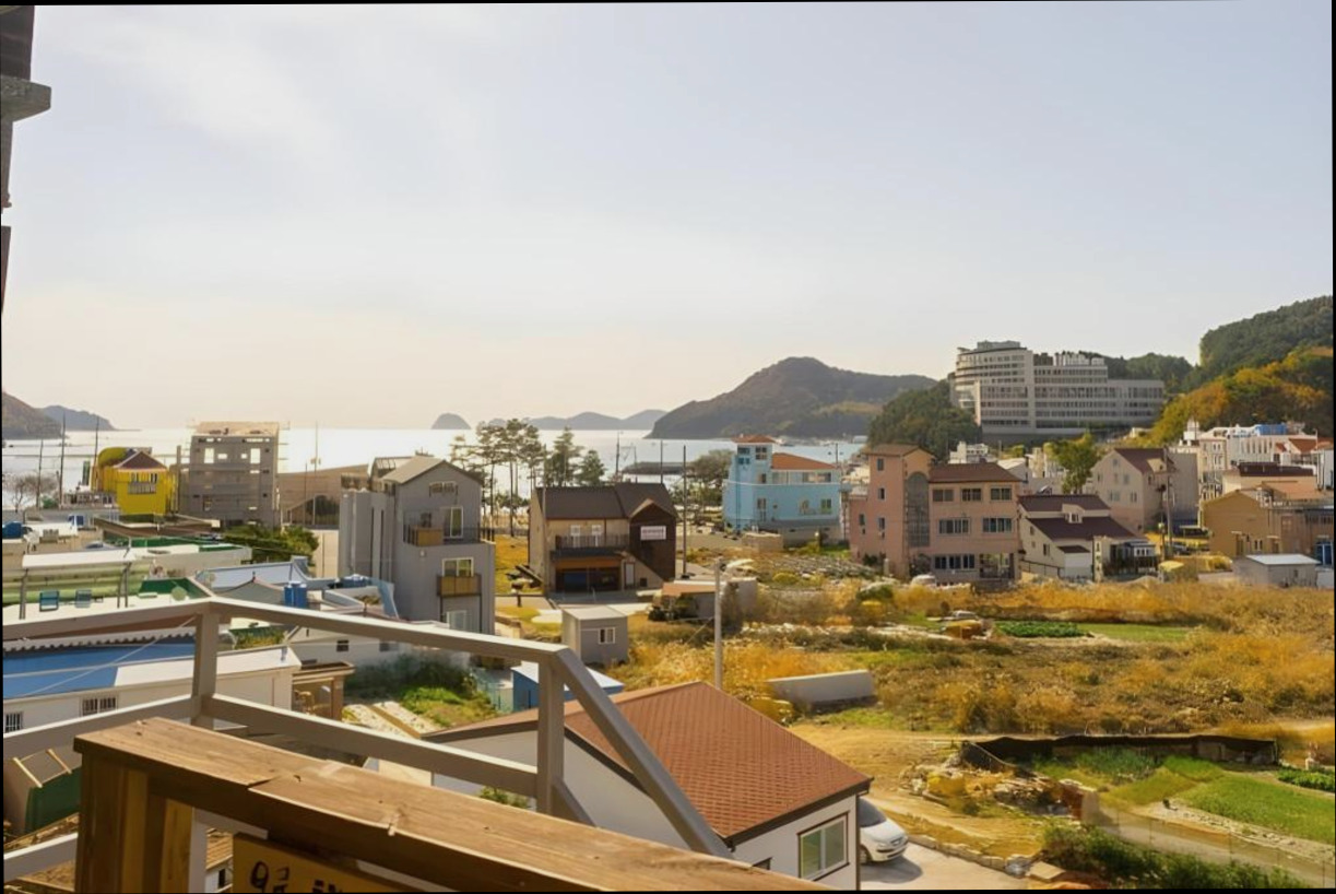 (이미지설명: 거제 외도 펠리스 펜션 - 편의시설 및 서비스 안내사진)