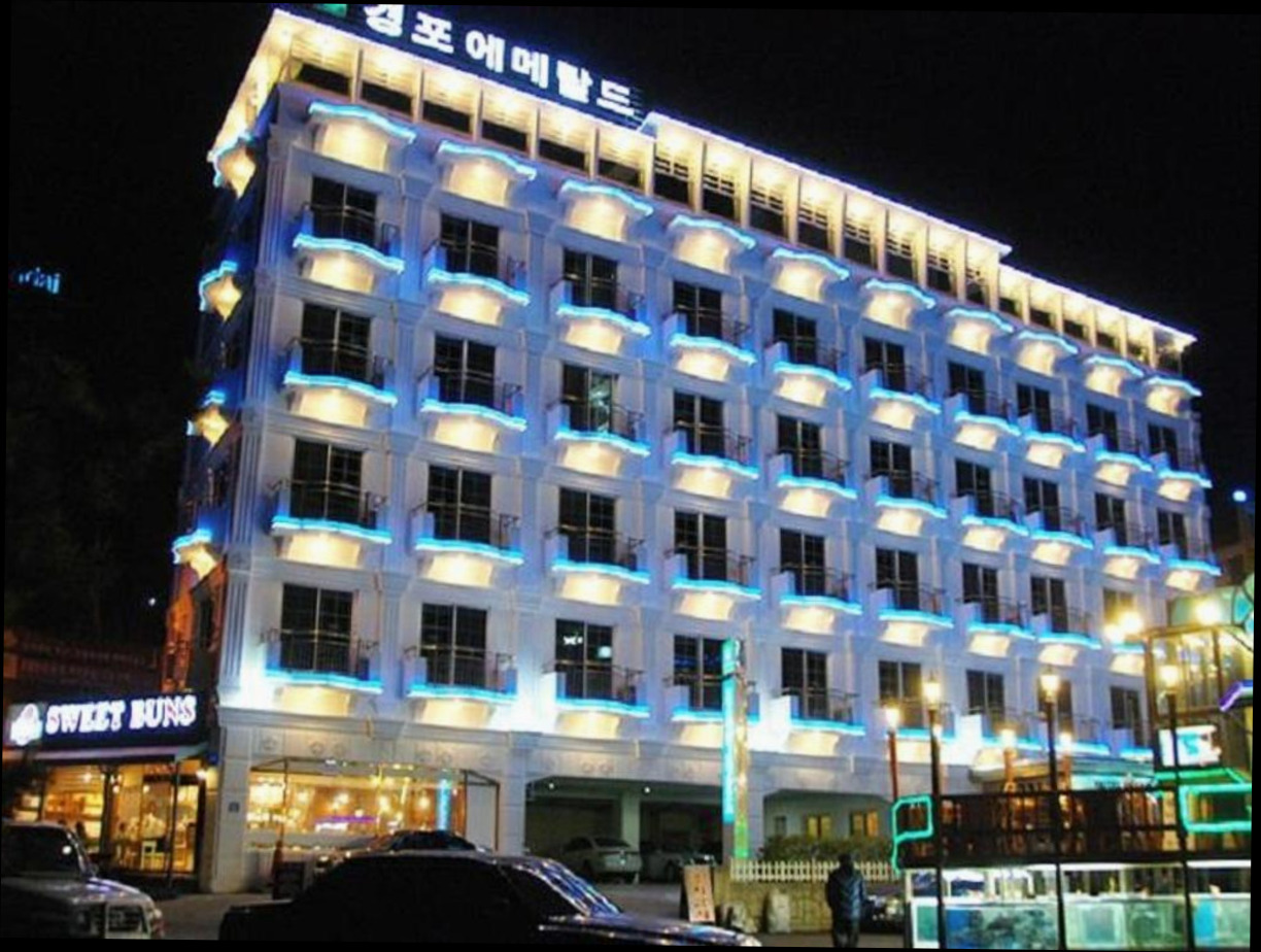(이미지설명: 경포 에메랄드비치 호텔 - 갤러리 안내사진)