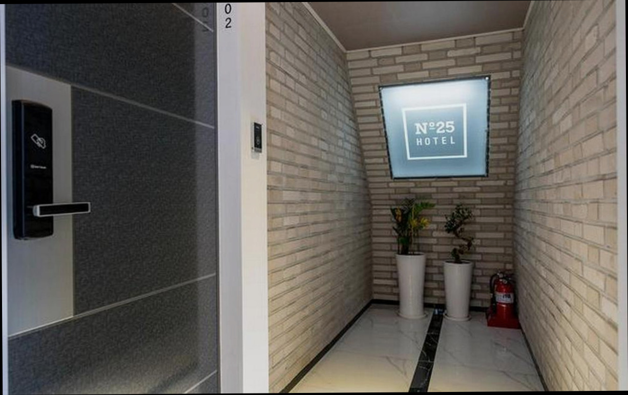 (이미지설명: No.25 Suwon Hwaseong Haenggung branch - 주변 관광지 안내사진)